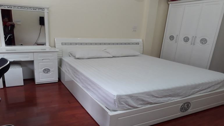 Cheap room near Ho Chi Minh Mausoleum, Ba Dinh district for rent