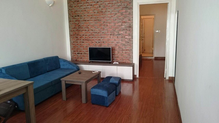 Good price 1 – bedroom apartment in Hoan Kiem district, Han Thuyen street for rent