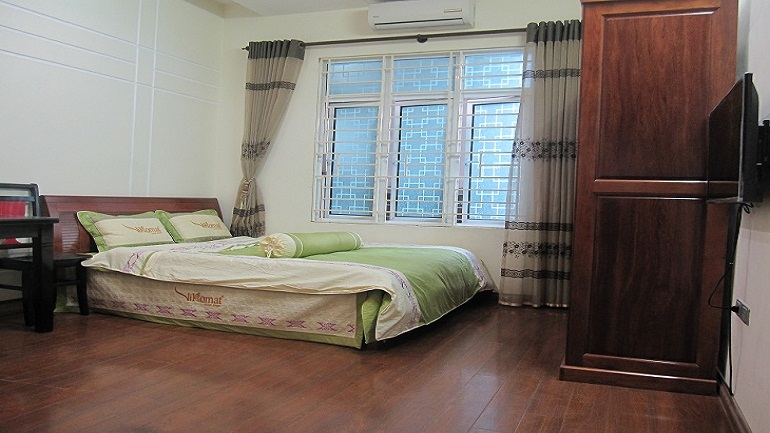 Cheap studio apartment in Quan Ngua street, Ba Dinh district for rent