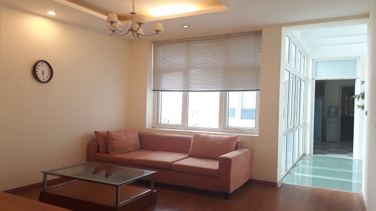 2 – bedroom apartment in Dao Tan street, Ba Dinh district for rent