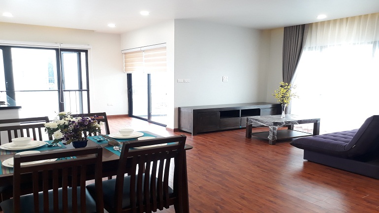 Brand – new modern studio apartment in Dang Thai Mai street, Tay Ho district for rent