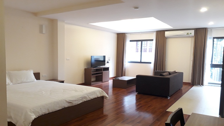 Brand – new studio apartment in To Ngoc Van street, Tay Ho district for rent