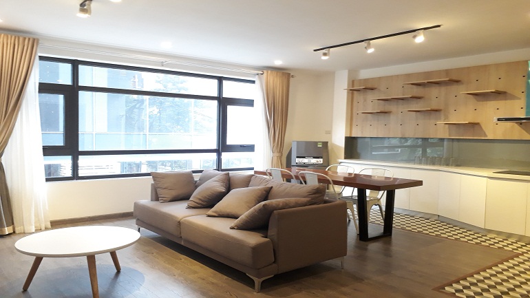 Elegant 1 – bedroom apartment in Tu Hoa street, Tay Ho district for rent