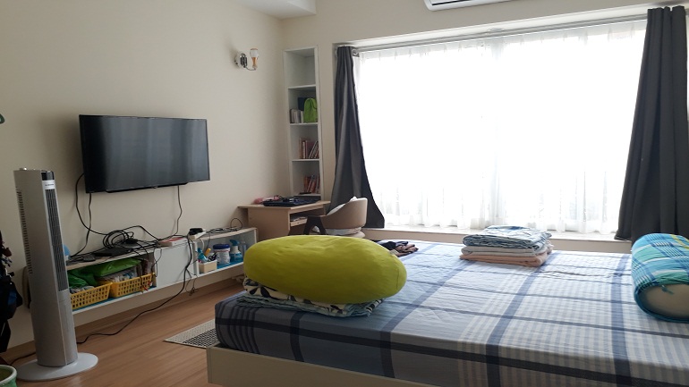 Good price 1 – bedroom apartment in Ham Long street, Hoan Kiem district for rent