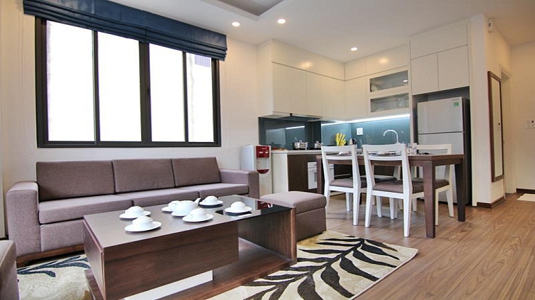 Modern 1 – bedroom apartment with balcony in Tay Ho district for rent