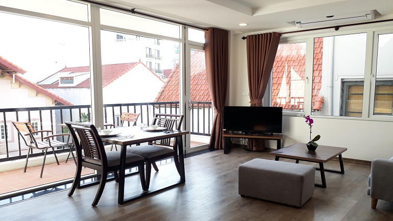 Modern 1 – bedroom apartment with balcony in To Ngoc Van street, Tay Ho district for rent