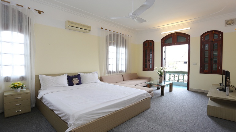 Nice room in share house with good price in Au Co street, Tay Ho district for rent