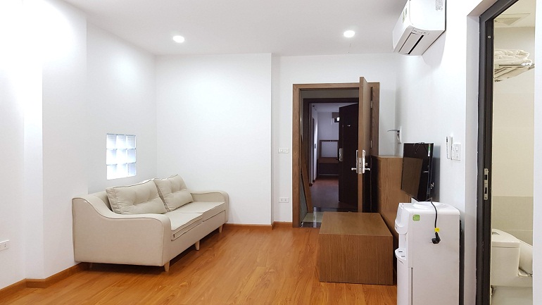 Brand – new one bedroom apartment in Linh Lang street, Ba Dinh district for rent