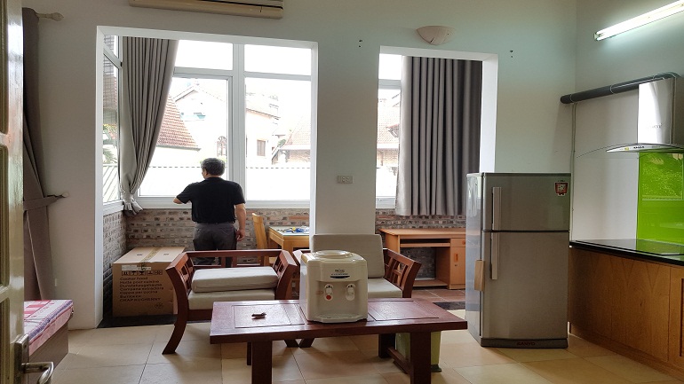 Bright cheap studio apartment in To Ngoc Van street, Tay Ho district for rent