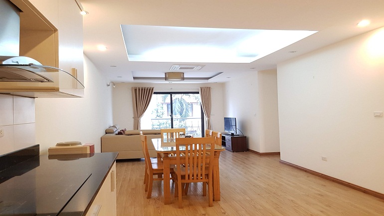 Bright spacious 2 – bedroom apartment with balcony in Au Co street, Tay Ho district for rent