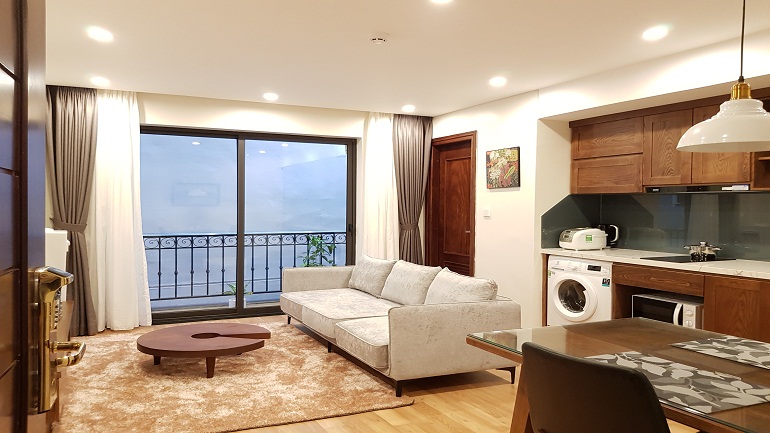 Elegant 1 – bedroom apartment in Lieu Giai street, Ba Dinh district for rent