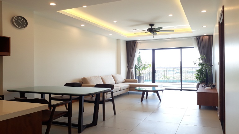 Elegant 2 – bedroom apartment with big balcony in Tay Ho district for rent