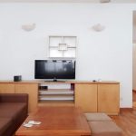 Good price 1 – bedroom apartment in Hoan Kiem district for rent