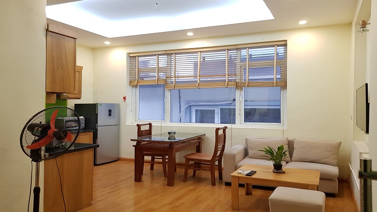 Good price 1 – bedroom apartment in Tu Hoa street, Tay Ho district for rent