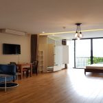 Lake – view studio apartment with balcony in Au Co street, Tay Ho district for rent