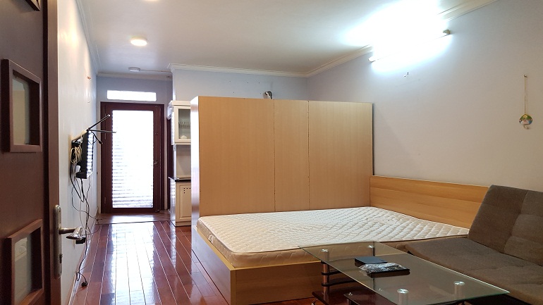 Lovely studio apartment with balcony in Dien Bien Phu street, Ba Dinh district for rent