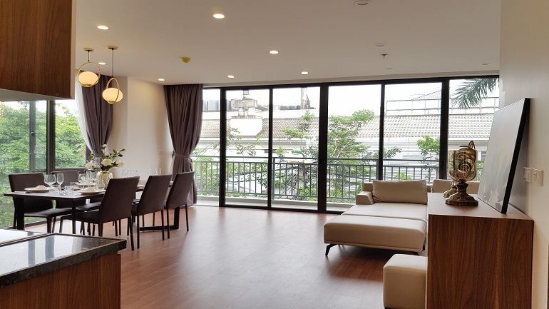 Luxury modern 3 – bedroom apartment with balcony in Tu Hoa street, Tay Ho district for rent