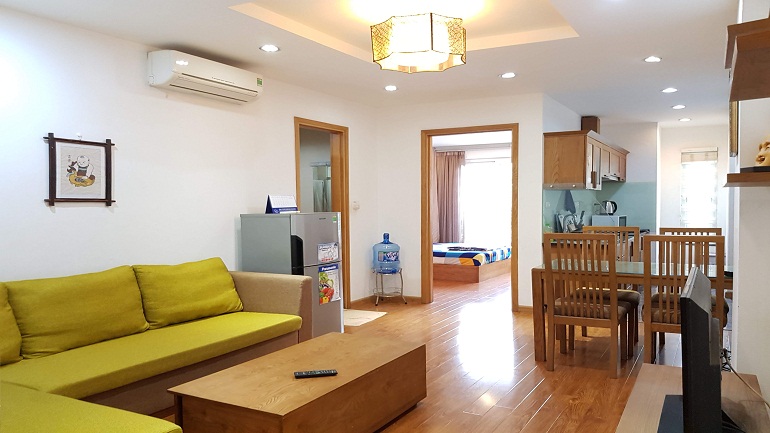 Nice 2 – bedroom apartment in Truc Bach lake, Ba Dinh district for rent