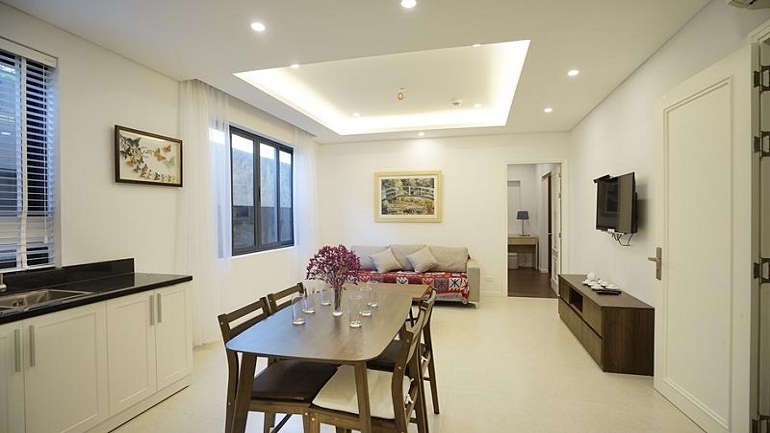 Nice brand – new two bedroom apartment in Vong Thi street, Tay Ho district for rent