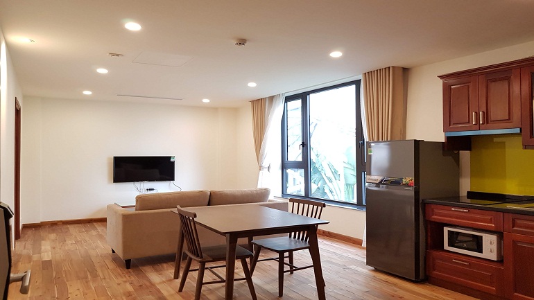 Nice bright 1 – bedoom in Xom Chua street, Tay Ho district for rent