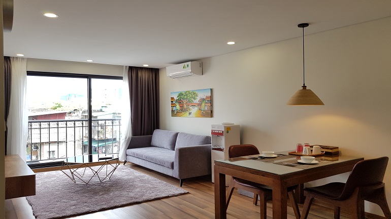 Nice modern 1 – bedroom apartment in Lieu Giai street, Ba Dinh district for rent