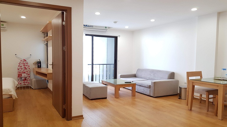 Nice one bedroom apartment in Truc Bach lake, Ba Dinh district for rent