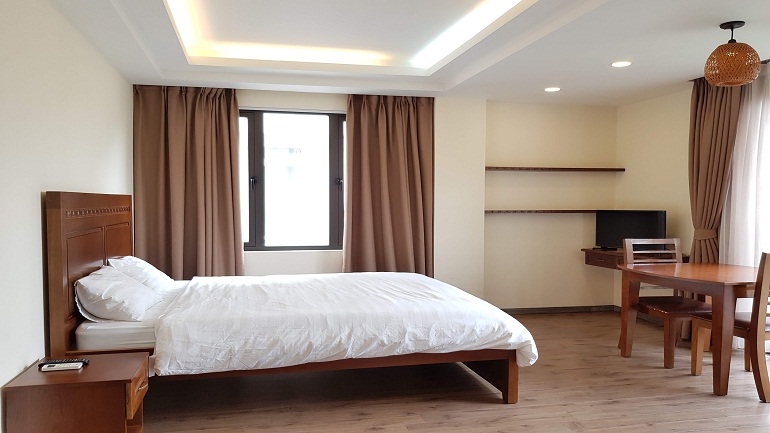 Nice studio apartment with balcony in Tay Ho street, Tay Ho district for rent