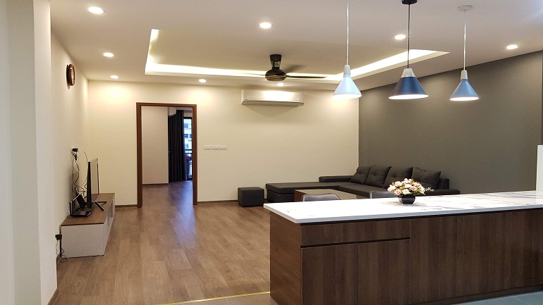 Spacious modern 1 – bedroom apartment in Yen Phu village, Tay Ho district for rent