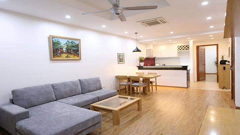 Two bedroom apartment in Dang Thai Mai street, Tay Ho district for rent