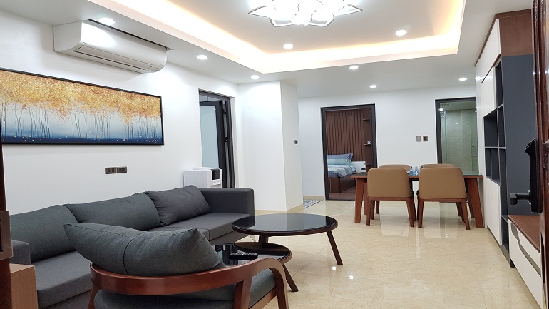 Modern 2 – bedroom apartment in Lac Long Quan street, Tay Ho district for rent