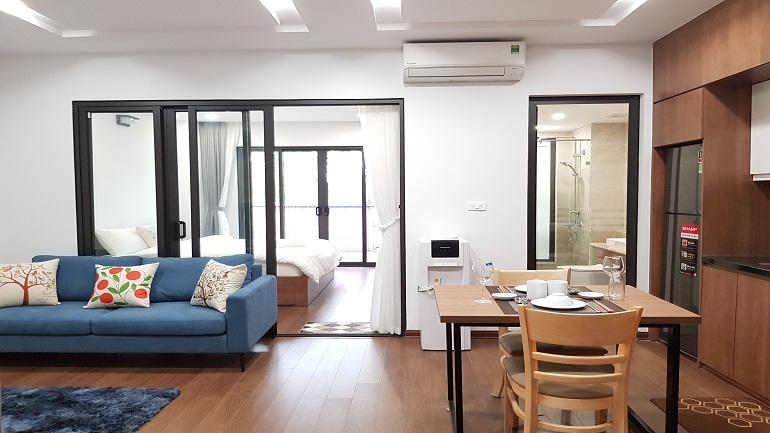 Nice modern 1 – bedroom apartment with big balcony in Trinh Cong Son street, Tay Ho district for rent