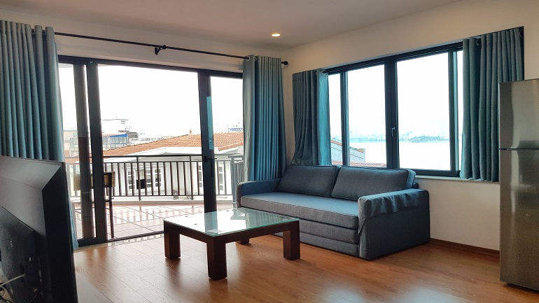 Big balcony one bedroom apartment with lake – view in Quang Khanh street, Tay Ho district for rent