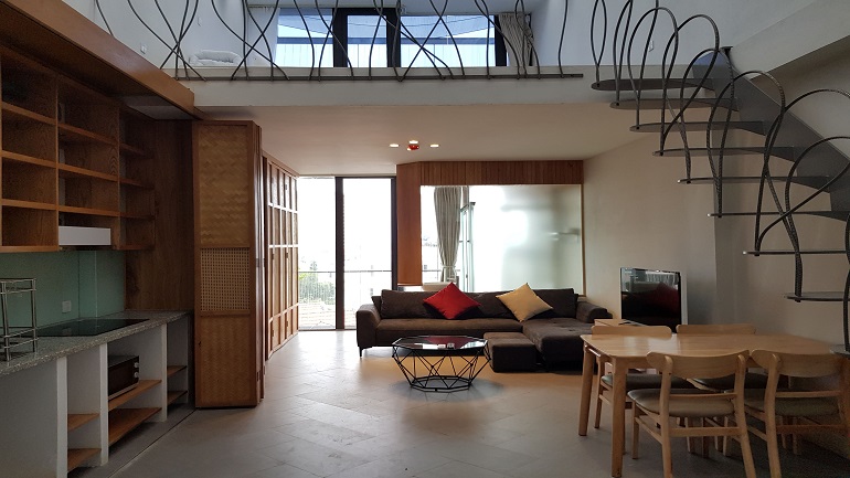 Duplex 1 – bedroom apartment with balcony in Lac Long Quan street, Tay Ho district for rent