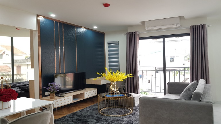 Luxury modern studio apartment with balcony in Vong Thi street, Tay Ho district for rent