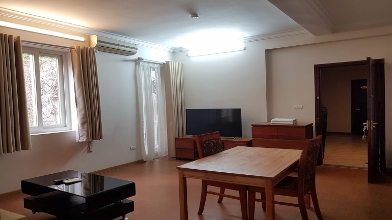 One bedroom apartment with good price in Van Cao street, Ba Dinh district for rent